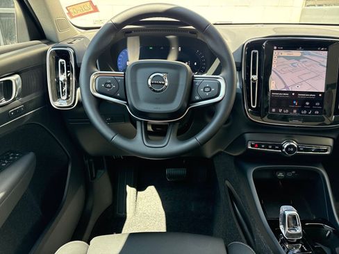 New 2026 Volvo XC40 B5 Plus w/ Protection Package Premier image 14