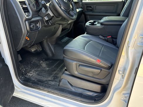 New 2025 RAM 5500 Tradesman image 18