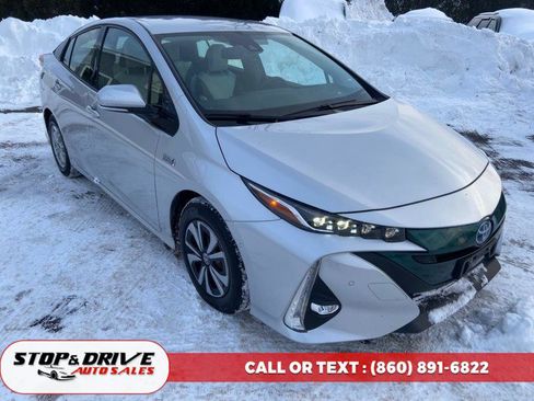 Used 2018 Toyota Prius Prime Advanced image 7