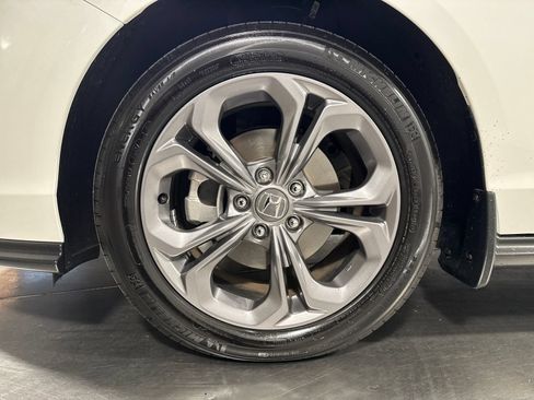Certified 2024 Honda Accord EX image 14