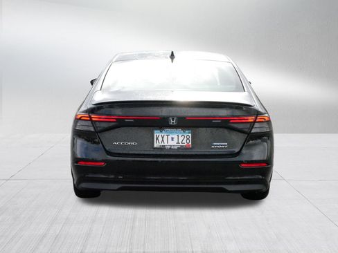 Used 2023 Honda Accord Sport image 6