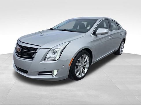Used 2017 Cadillac XTS Luxury image 5