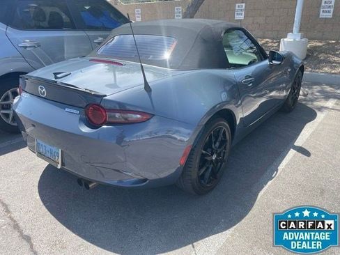 Used 2020 MAZDA MX-5 Miata Club RWD image 3