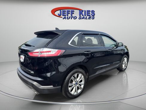 Used 2019 Ford Edge Titanium w/ Equipment Group 301A AWD/4WD image 5