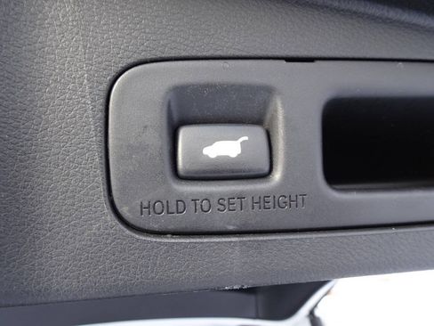 Used 2019 Honda CR-V EX-L image 10