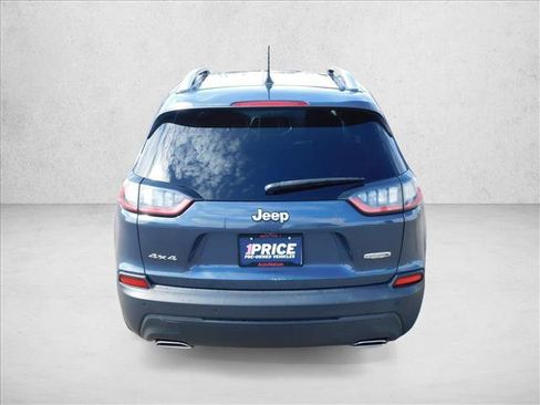 Used 2020 Jeep Cherokee Latitude Plus w/ Cold Weather Group AWD/4WD image 11