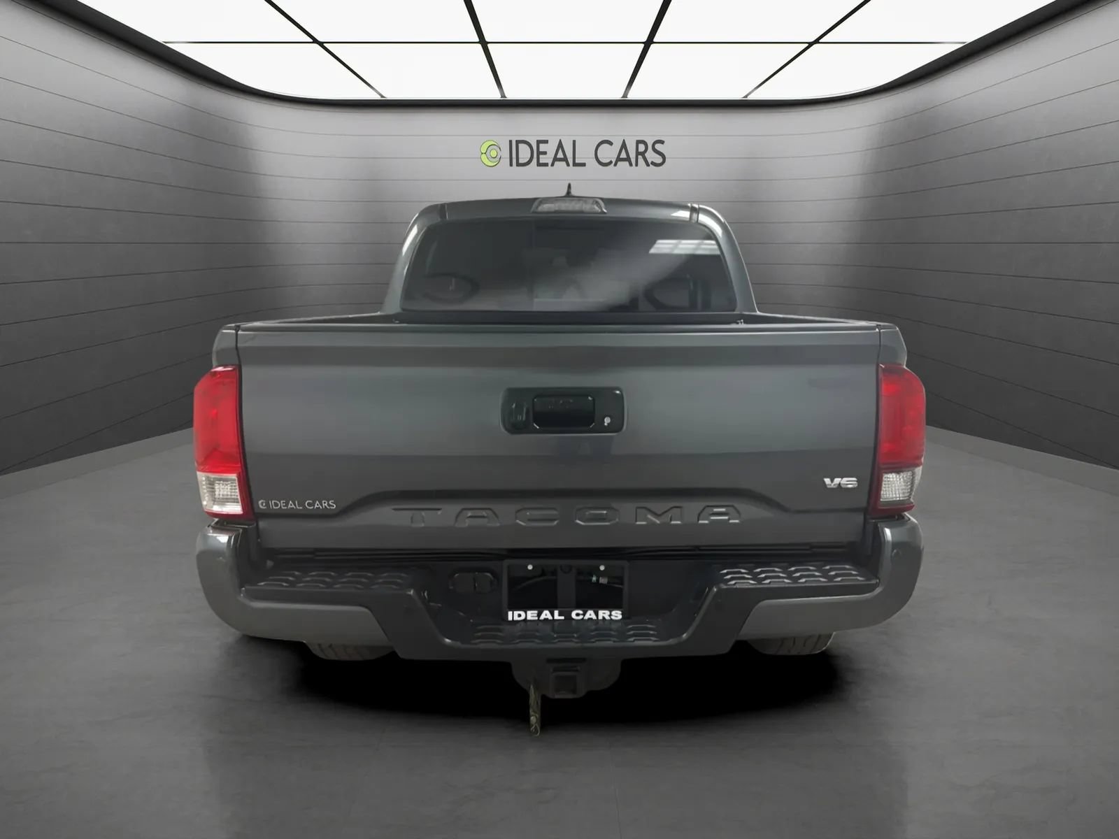 Used 2019 Toyota Tacoma TRD Off-Road w/ Technology Package AWD/4WD image 6