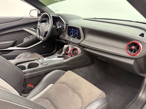 Used 2023 Chevrolet Camaro LT RWD image 28