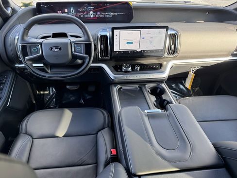 New 2025 Ford Expedition Platinum w/ Stealth Performance Package image 5