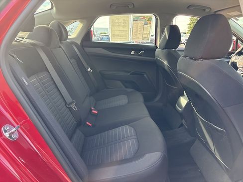 Used 2025 Kia K5 LXS image 11