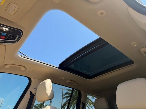 Used 2022 Jeep Grand Cherokee Limited AWD/4WD image 55