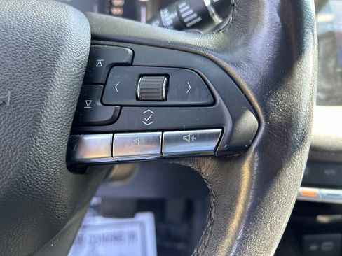 Used 2021 Cadillac XT4 Premium Luxury w/ Driver Awareness Package AWD/4WD image 17
