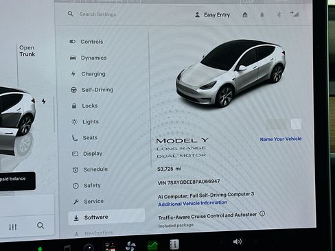 Used 2023 Tesla Model Y Long Range AWD/4WD image 18
