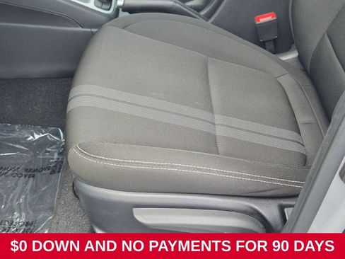 Used 2025 Hyundai Venue SEL FWD image 15