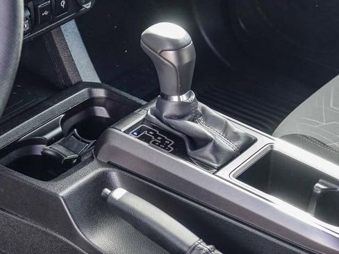 Used 2023 Toyota Tacoma TRD Off-Road image 18