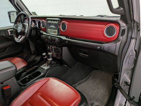 Used 2023 Jeep Wrangler Unlimited Rubicon 392 AWD/4WD image 35