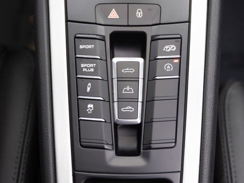 Used 2015 Porsche 911 Carrera S RWD image 19
