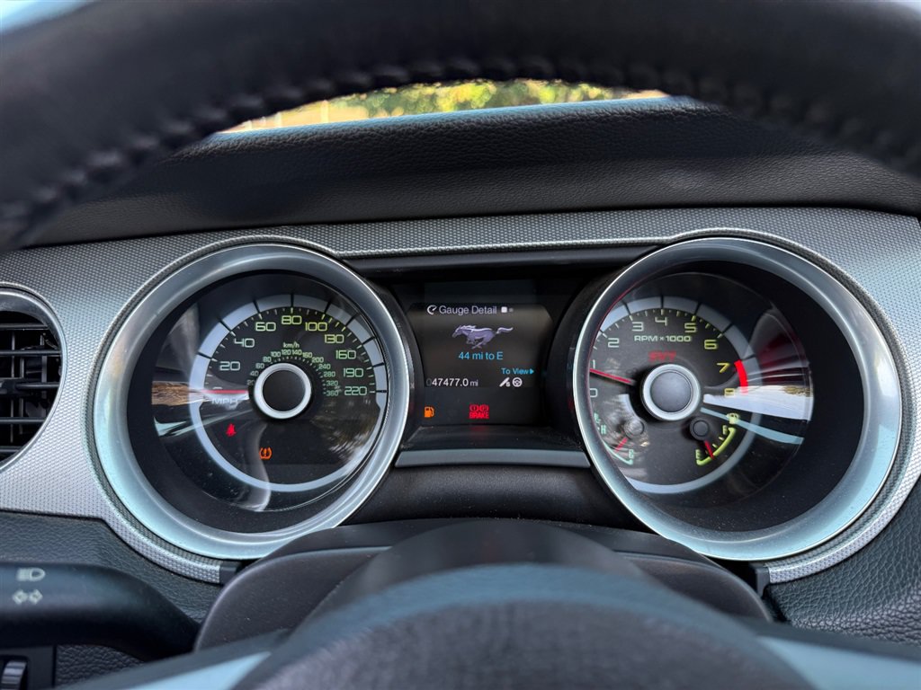 Used 2013 Ford Mustang Shelby GT500 RWD image 38