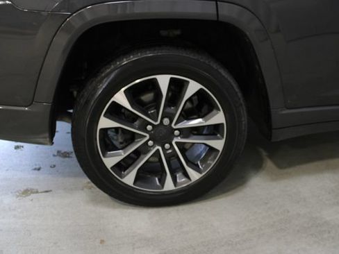Used 2022 Jeep Grand Cherokee L Overland AWD/4WD image 37