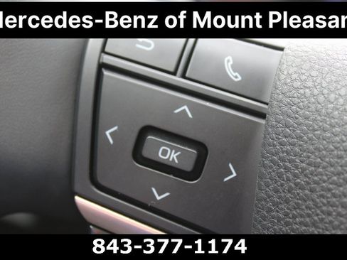 Used 2023 Toyota Crown Limited image 25