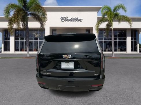 Certified 2025 Cadillac Escalade ESV Sport Platinum AWD/4WD image 13