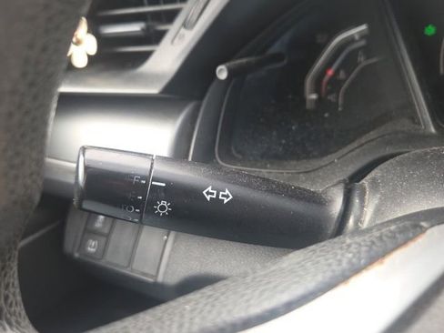 Used 2017 Honda Civic LX image 32