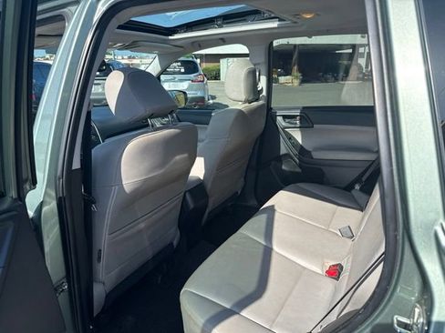 Used 2014 Subaru Forester 2.5i Limited w/ Popular Package #1 AWD/4WD image 15