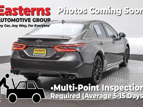 Used 2023 Toyota Camry XSE FWD image 5