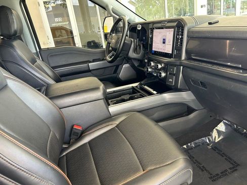 Used 2025 Ford F350 Lariat w/ FX4 Off-Road Package AWD/4WD image 29