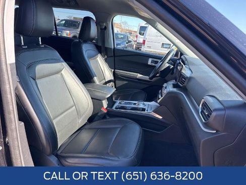 Certified 2022 Ford Explorer XLT w/ Equipment Group 202A image 36