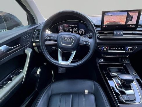 Used 2021 Audi Q5 2.0T Premium Plus w/ Premium Plus Package AWD/4WD image 5