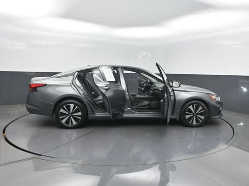 Used 2019 Nissan Altima 2.5 SL AWD/4WD image 38