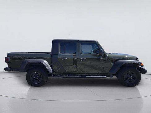 Used 2023 Jeep Gladiator Sport AWD/4WD image 6
