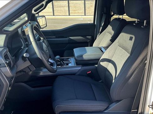 Used 2025 Ford F150 XLT w/ Equipment Group 302A MID AWD/4WD image 9