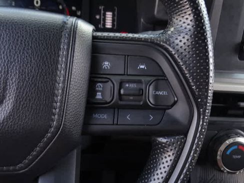 Used 2025 Toyota Tacoma SR5 image 38