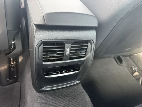 Used 2024 BMW 430i xDrive Coupe w/ Premium Package image 28