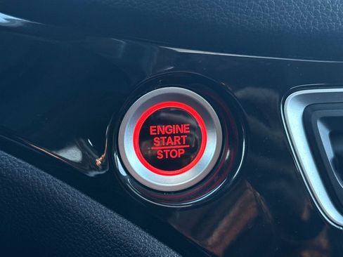 Used 2022 Honda Pilot Touring image 31