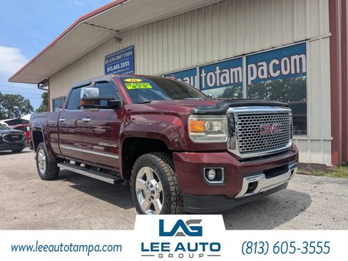 Used 2016 GMC Sierra 2500 Denali w/ Duramax Plus Package AWD/4WD image 1