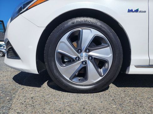 Used 2017 Hyundai Sonata Limited FWD image 42
