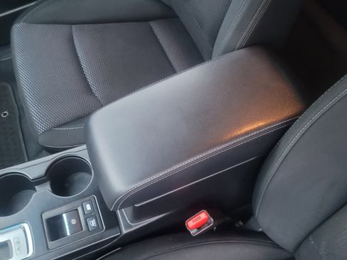 Used 2016 Subaru Outback 2.5i Premium image 14