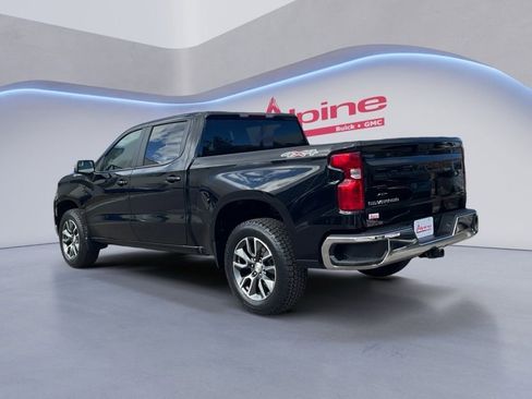 Used 2024 Chevrolet Silverado 1500 LT AWD/4WD image 3