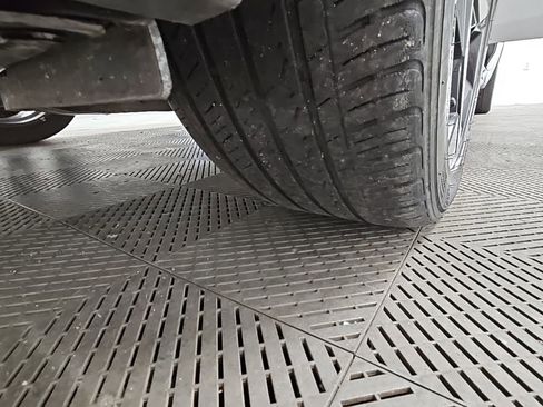 Used 2023 Hyundai Elantra SEL w/ Convenience Package image 41