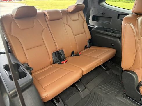 Used 2025 Kia Telluride EX X-Line AWD/4WD image 18