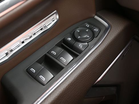 Used 2024 GMC Sierra 1500 Denali w/ Denali Reserve Package image 24