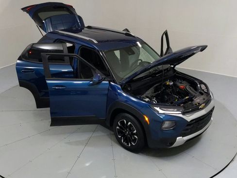 Used 2021 Chevrolet TrailBlazer LT w/ Convenience Package FWD image 30