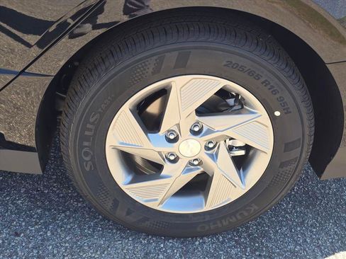 New 2026 Hyundai Sonata SE FWD image 14