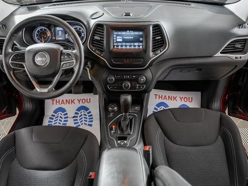 Used 2019 Jeep Cherokee Latitude w/ Popular Appearance Group image 20