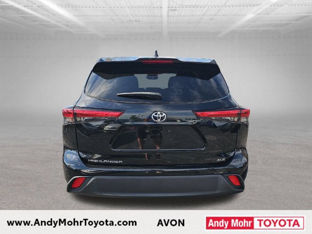 Used 2022 Toyota Highlander XLE FWD image 6