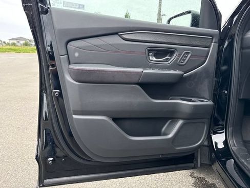 Used 2026 Honda Pilot Black Edition image 18
