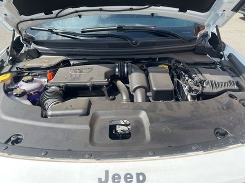 New 2026 Jeep Cherokee Overland w/ Advanced Pro Tech Group AWD/4WD image 11